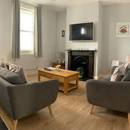 Taitwt2 Villa Caernarfon Bagian luar foto
