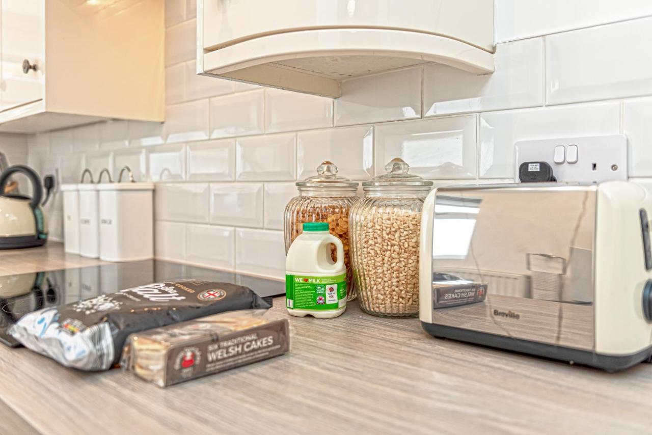 Taitwt2 Villa Caernarfon Bagian luar foto