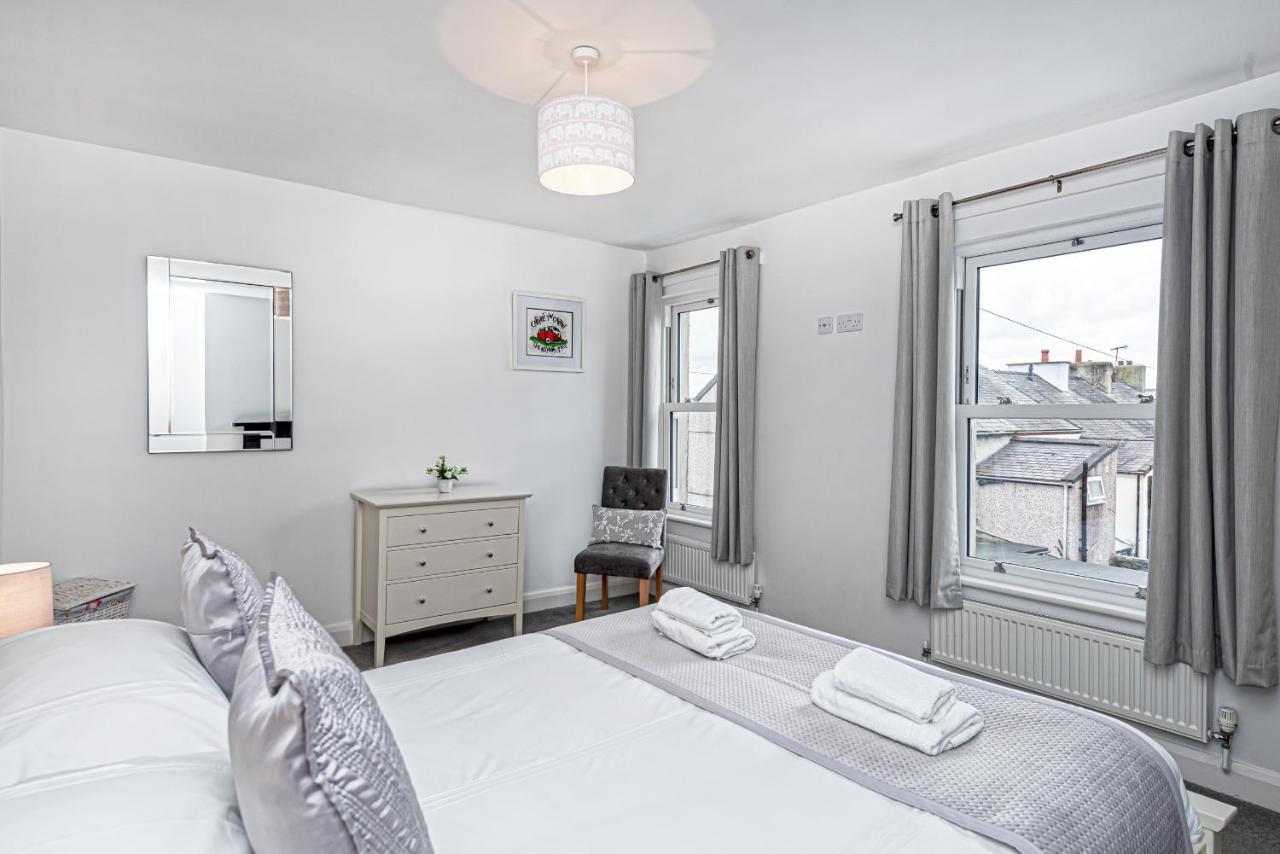 Taitwt2 Villa Caernarfon Bagian luar foto