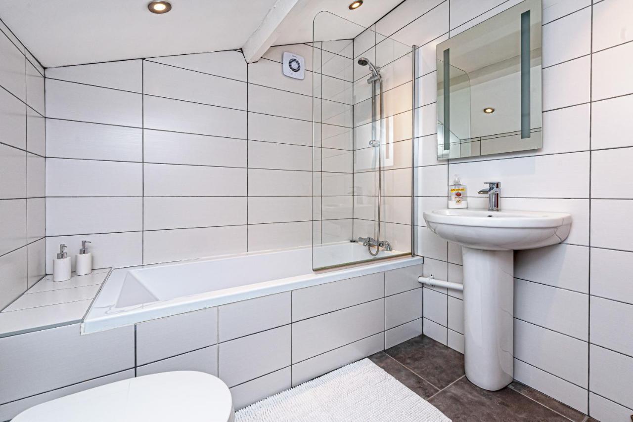 Taitwt2 Villa Caernarfon Bagian luar foto