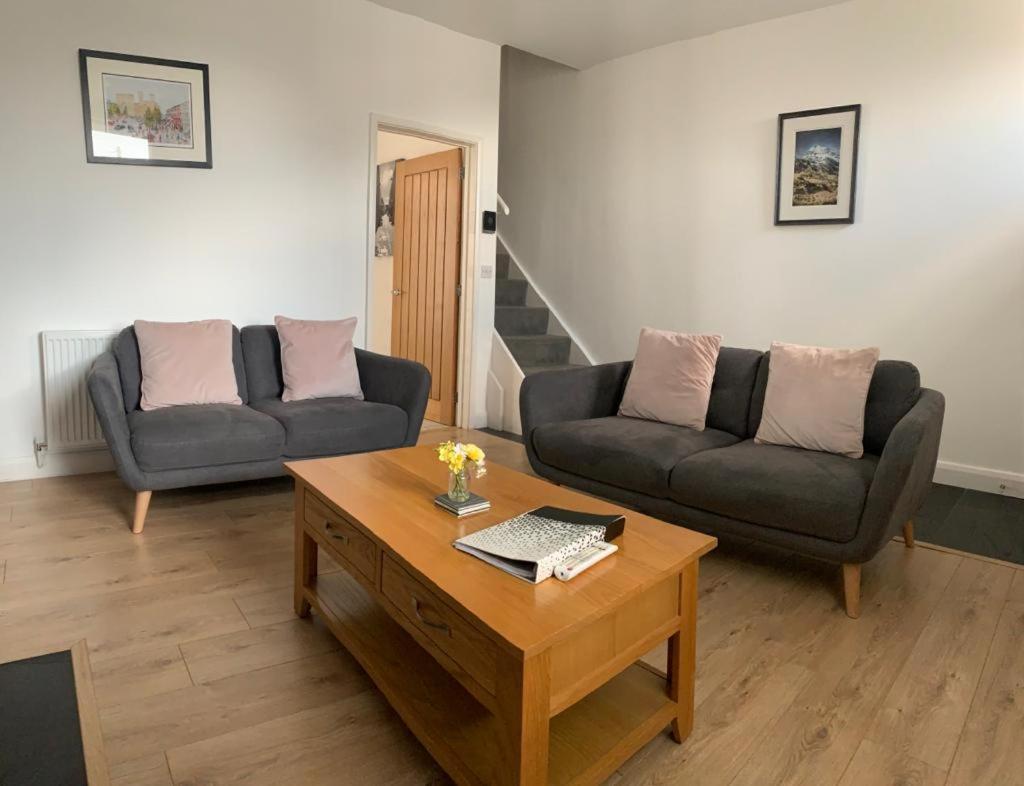 Taitwt2 Villa Caernarfon Bagian luar foto