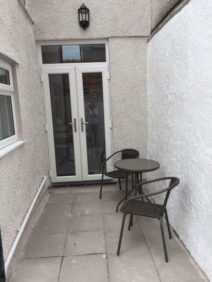 Taitwt2 Villa Caernarfon Bagian luar foto